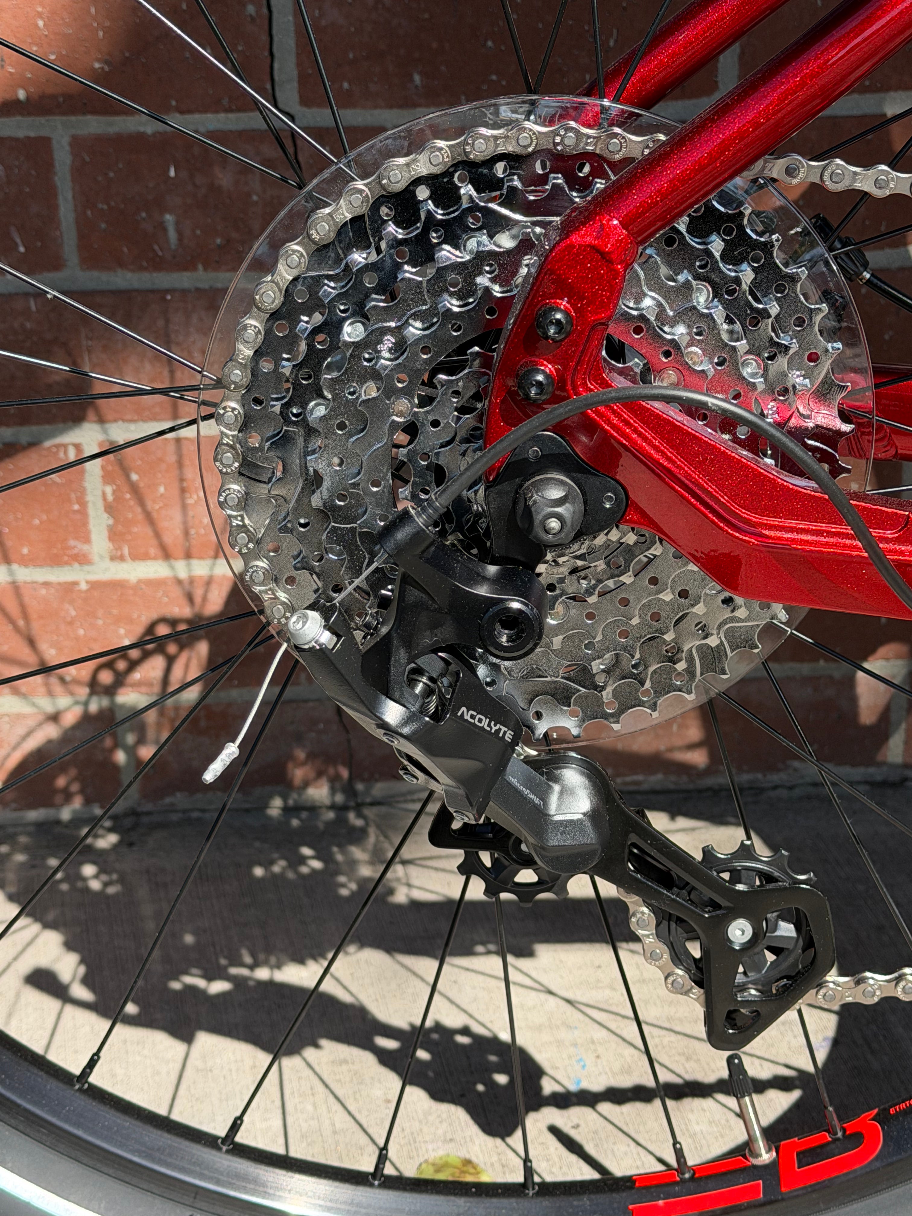 Batch HS.1 Commuter Bike candy apple red